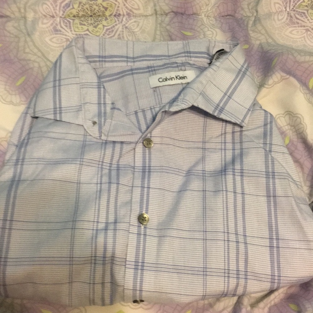 Nice fitted dress shirt